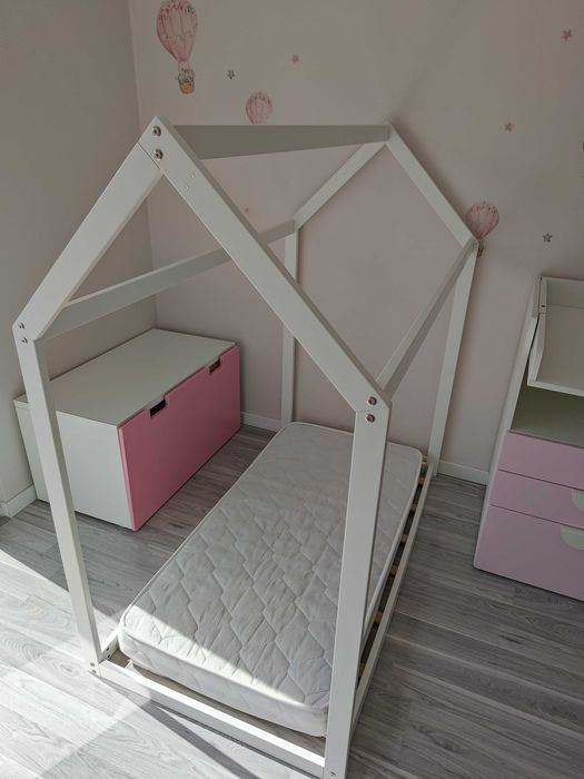 Cama Tipi House Zippy branca + colchão