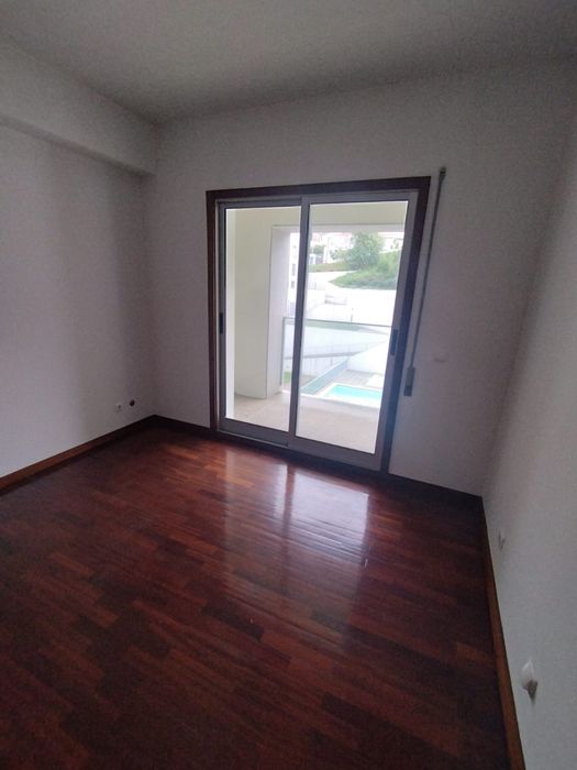 T2 condominio c/piscina em PENAFIEL