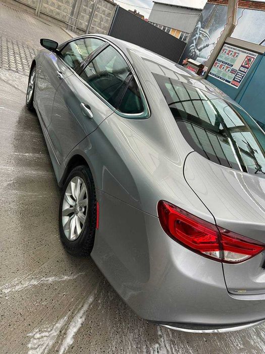 крайслер  200 с 2014р