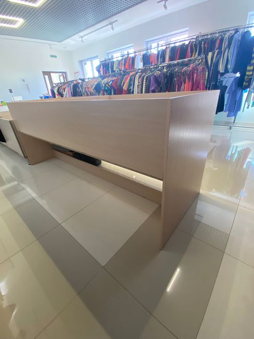 Ящик для одягу,торгове обладнання