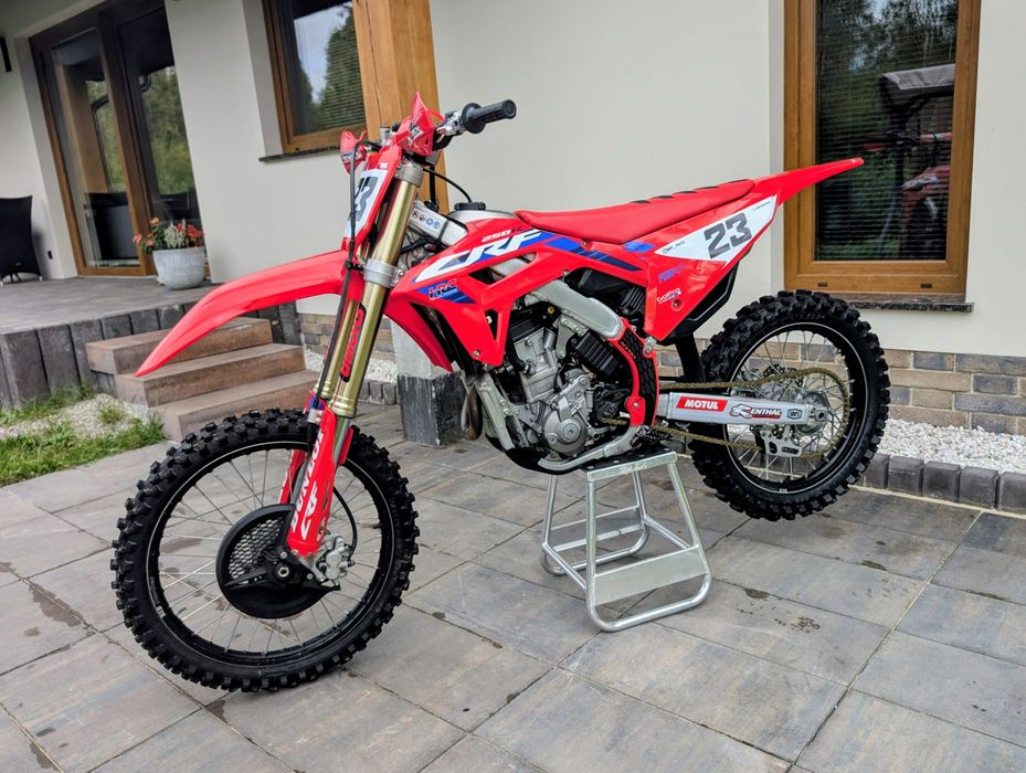 Honda CRF 250 rok 2023  One Gripper, FACTORY