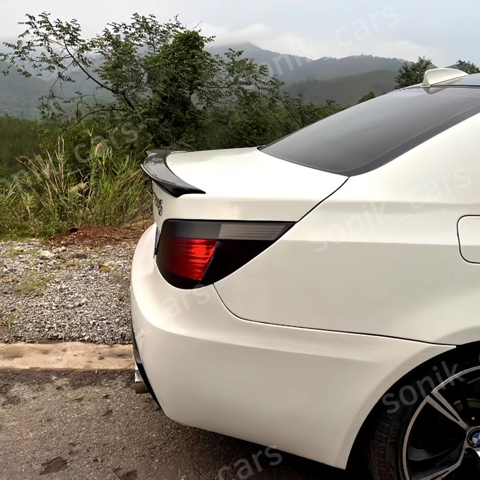 Спойлер bmw e60 Слип спойлер м4 Бленда Накладка заднього скла BMW е60