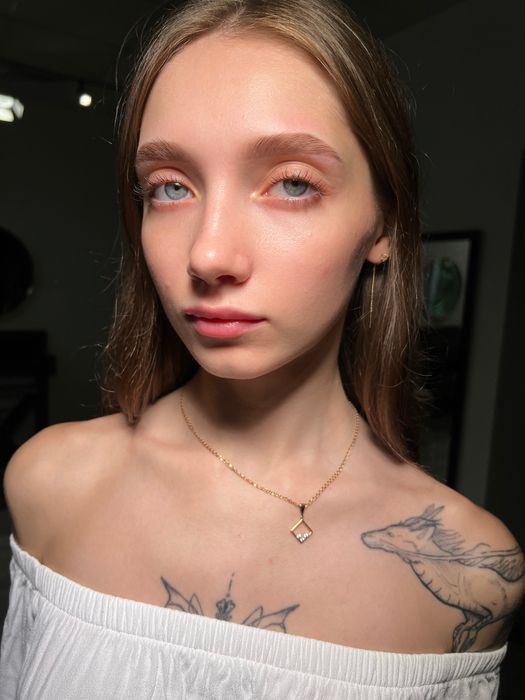 Оформлення брів