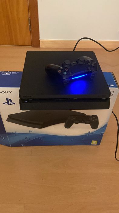 Plaststion 4 slim 500gb
