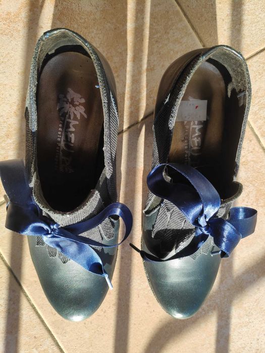 Sapatos de senhora, azul escuro, número 37, novos