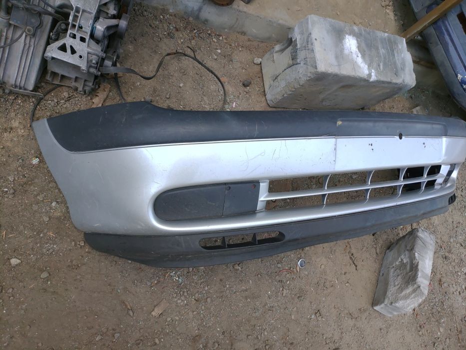 Renault Espace III przedni zderzak przód