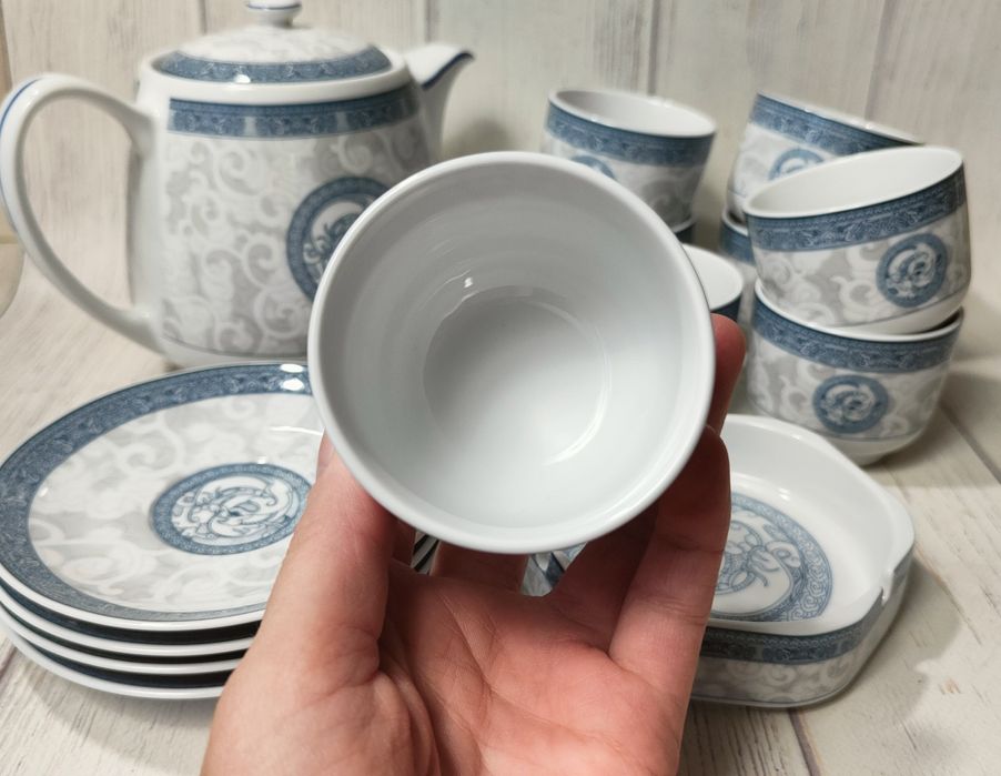 Порцеляновий чайний набір