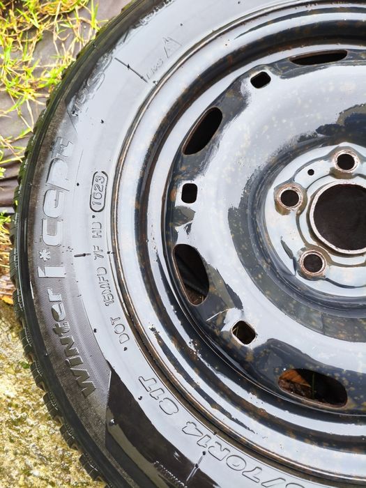 Koła zimowe z felgami 4 szt