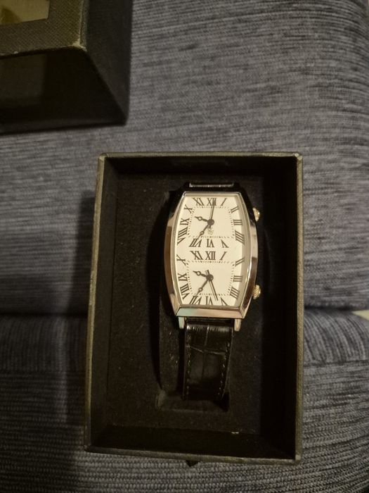 Relogio Emirates Dual Time Quartz