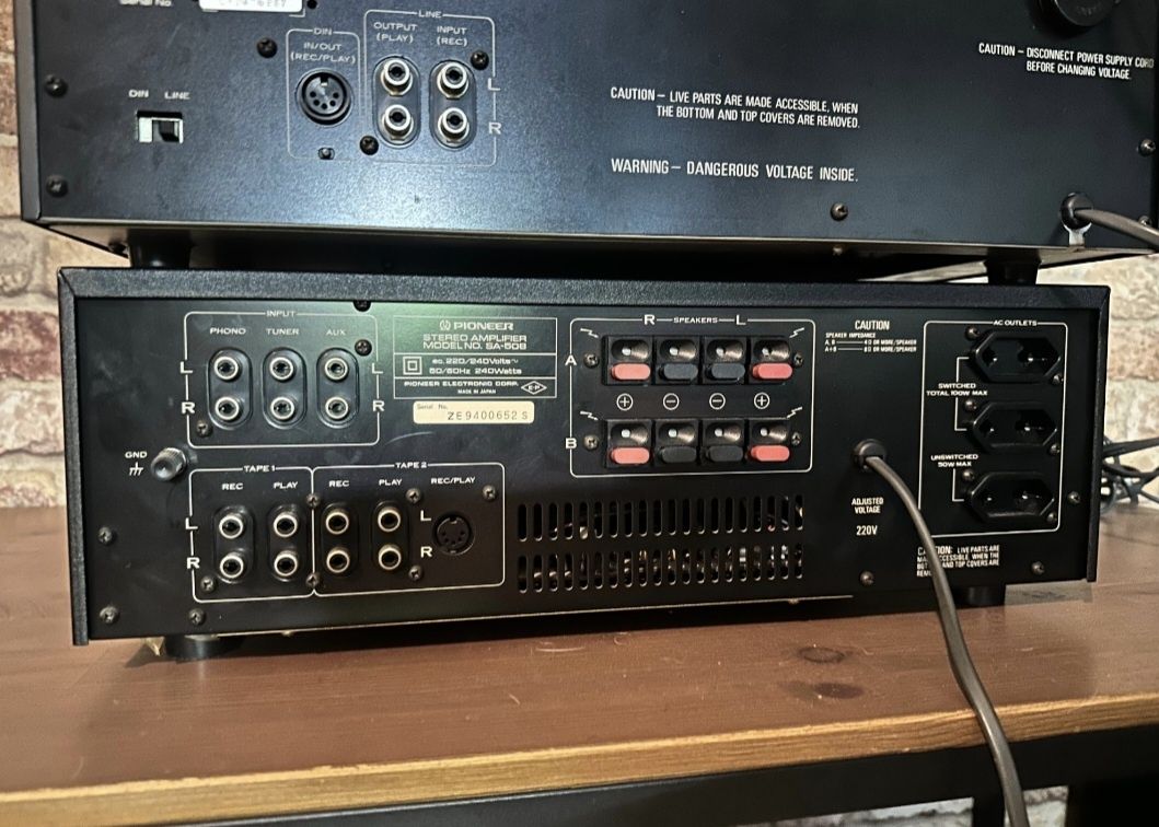 Wieża vintage Pioneer