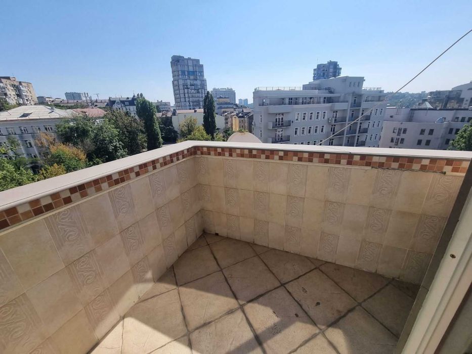 БЕЗ КОМІСІЇ здам 4 кім кв. вул. Гетьмана Скоропадського(Толстого) 39