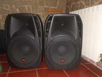 Sistema de som com mesa de som