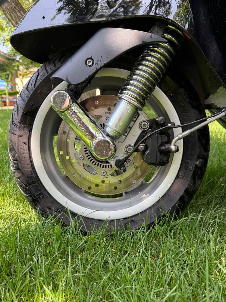 Vespa gts 300 продам майже новий
