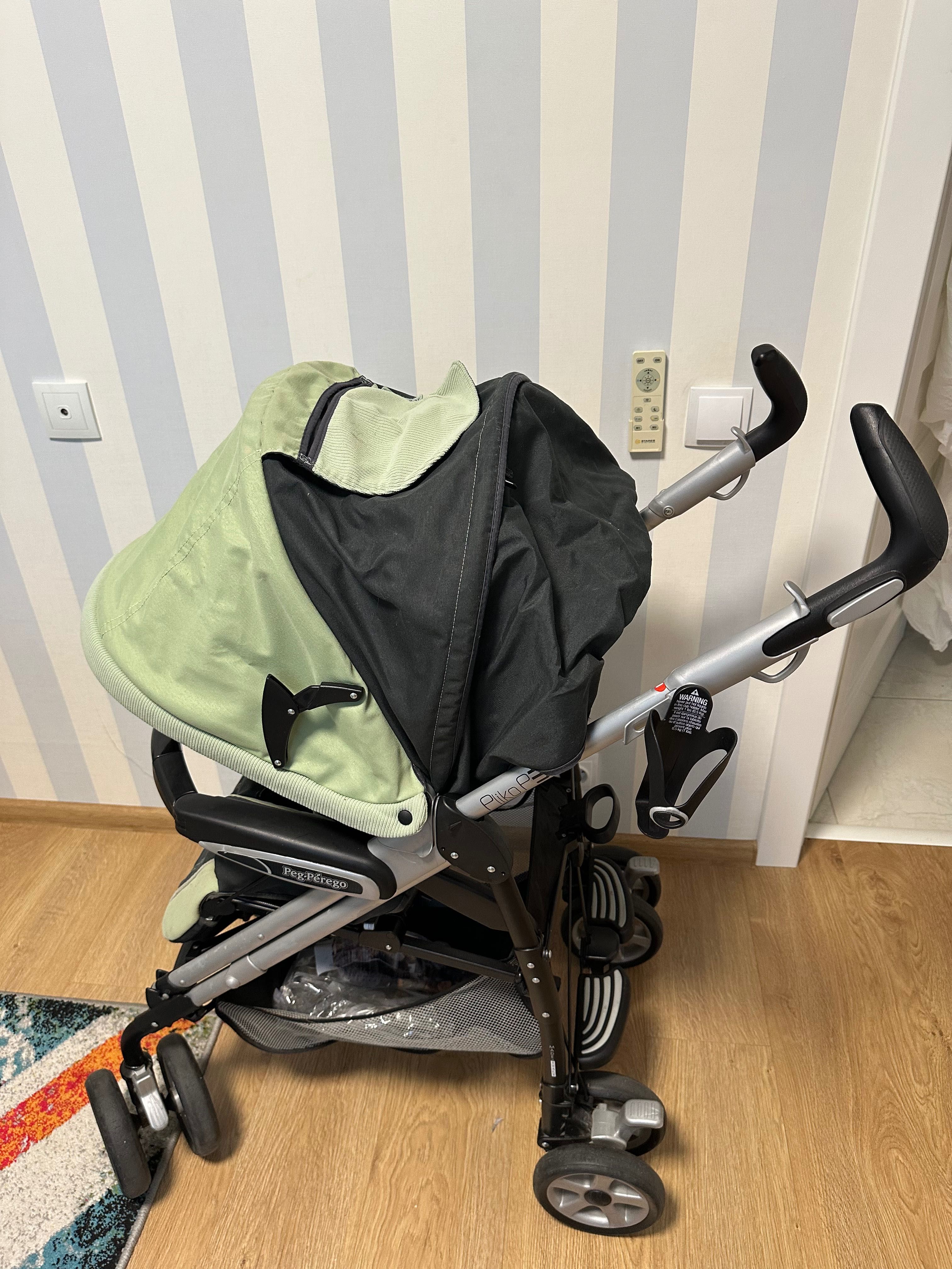 Прогулянкова коляска peg-perego