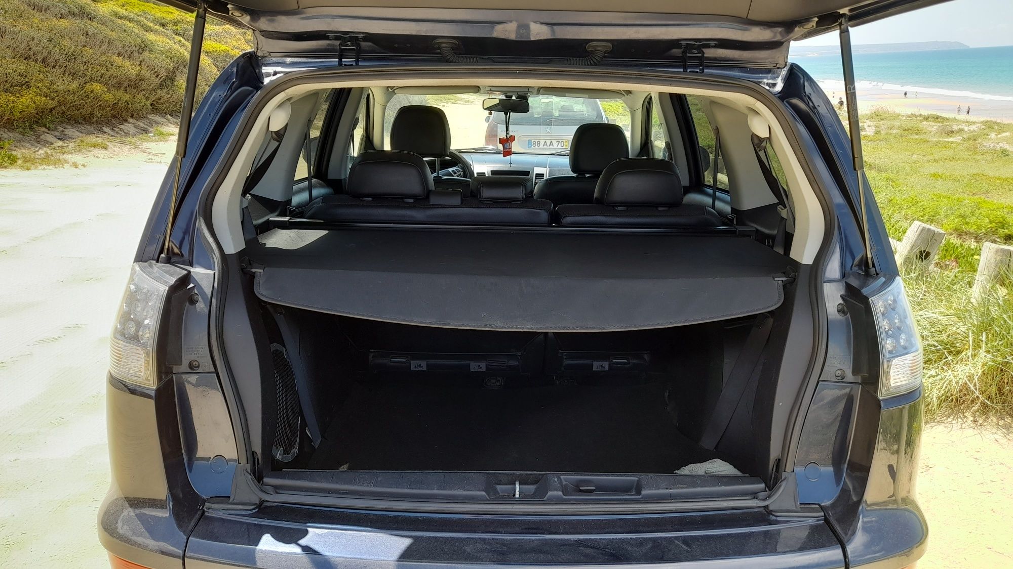 Mitsubishi outlander 7 lugares