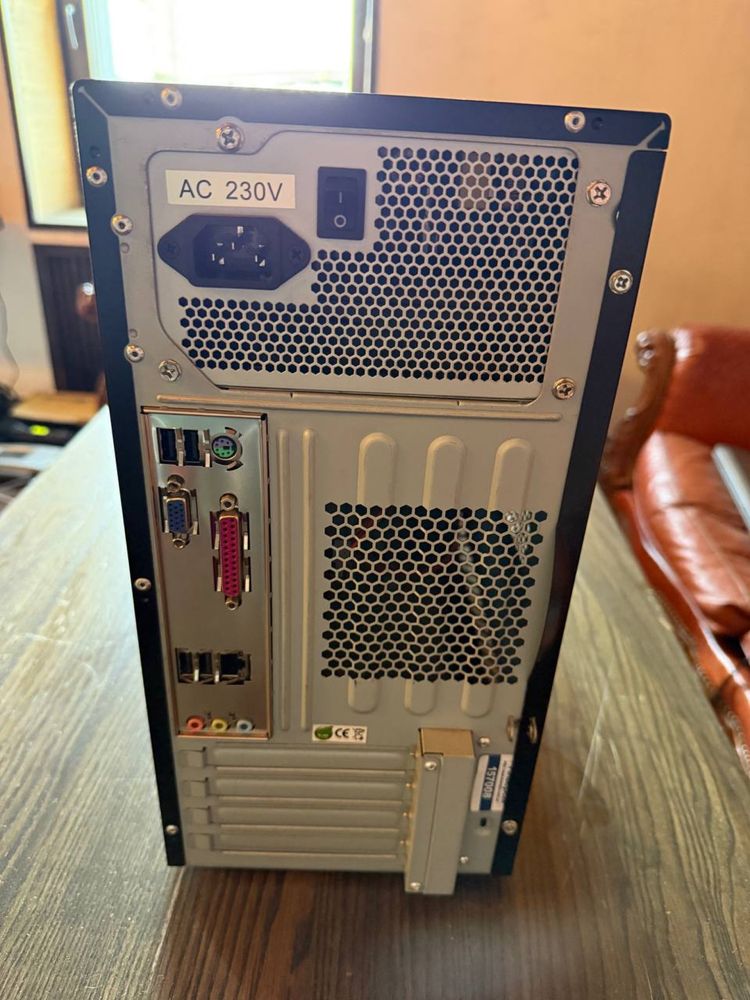 Системный блок в корпусе Chieftec, Intel Pentium/Core2 duo
