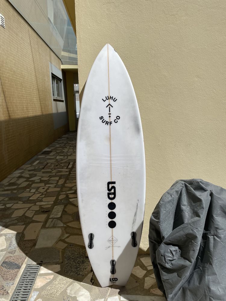 Prancha Surf LSD modelo NOA 5’9 / 25.8L