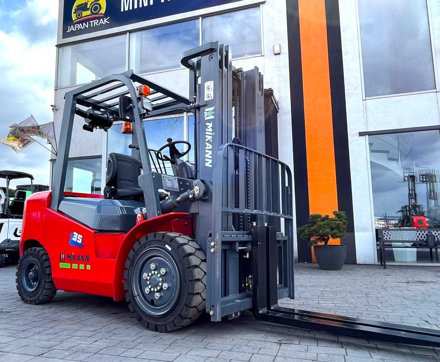 Wózek Widłowy 3,5T MIKANN, Maszt 4.5m,Triplex, Diesel , Japan Trak