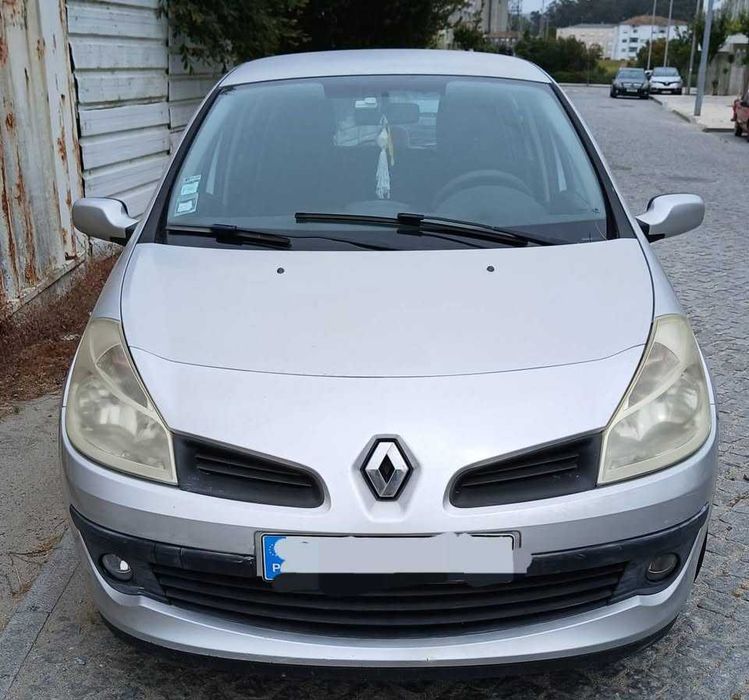 Renault Clio 3 16v 75CV 2008