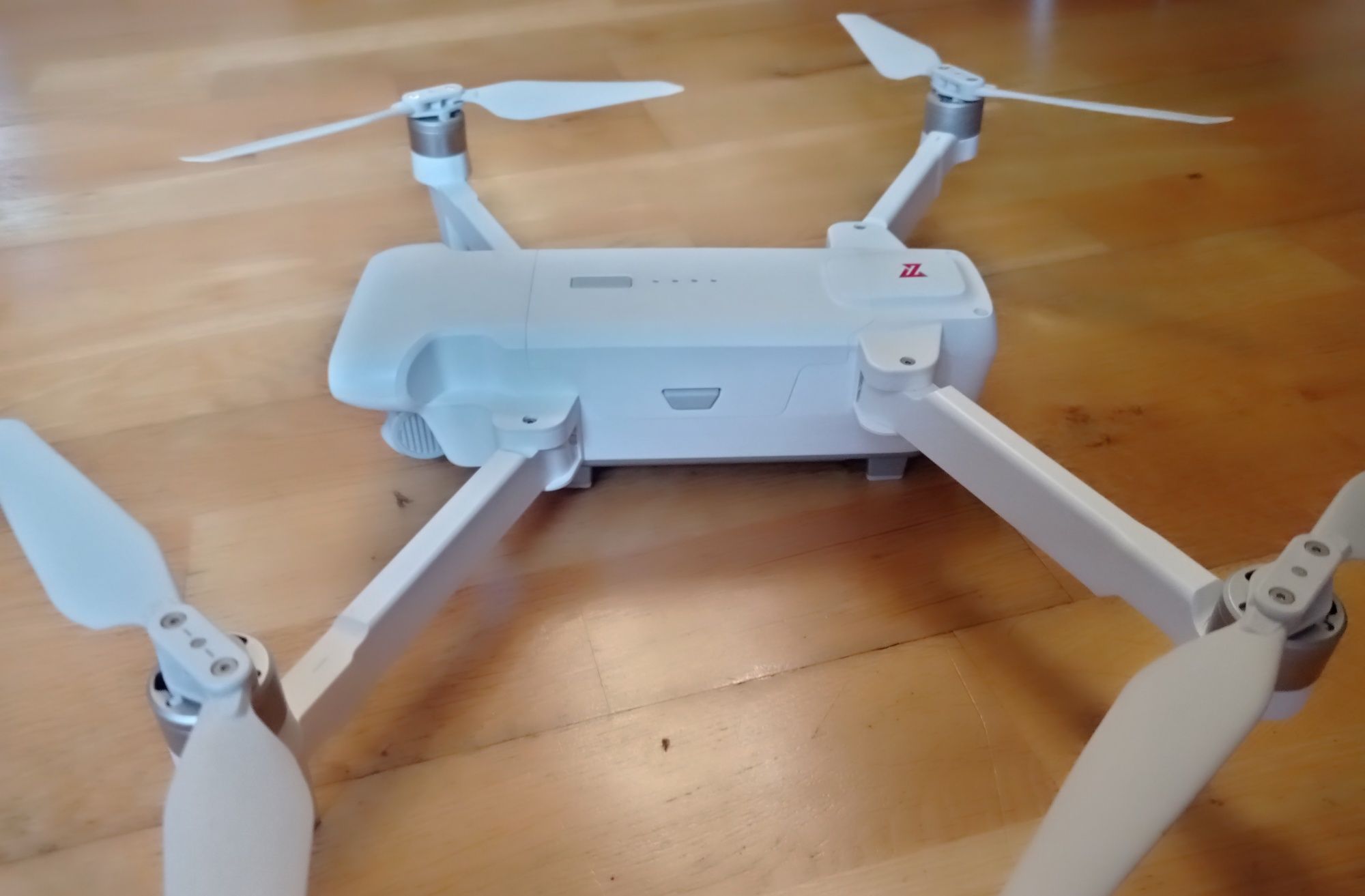 Stan IDEALNY Dron Xiaomi Fimi 8 se - 2 baterie + gratisy