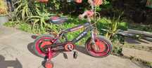 Bicicleta super robusta bom estado c rodinhas vendo ou  troco