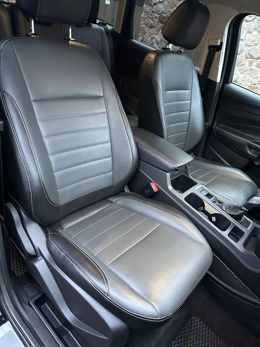 Продам Ford Escape 2017 р