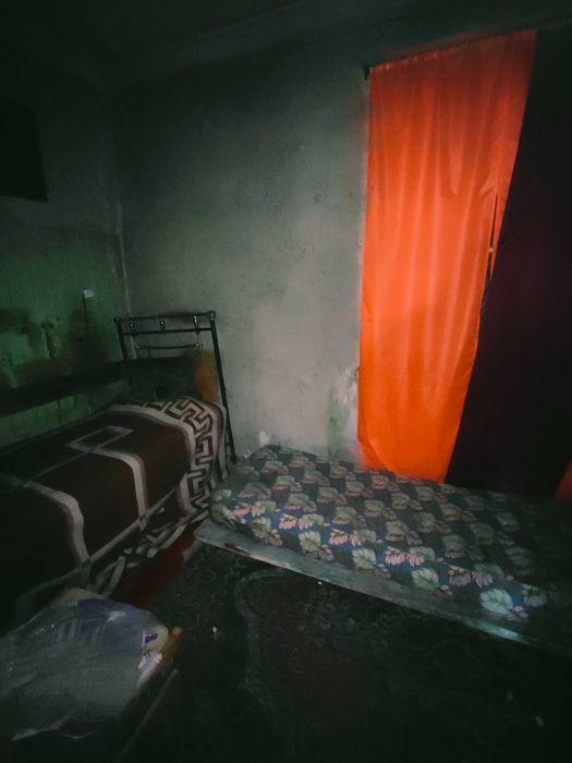 Бабинці - продам будинок цегляний з великою ділянкою !