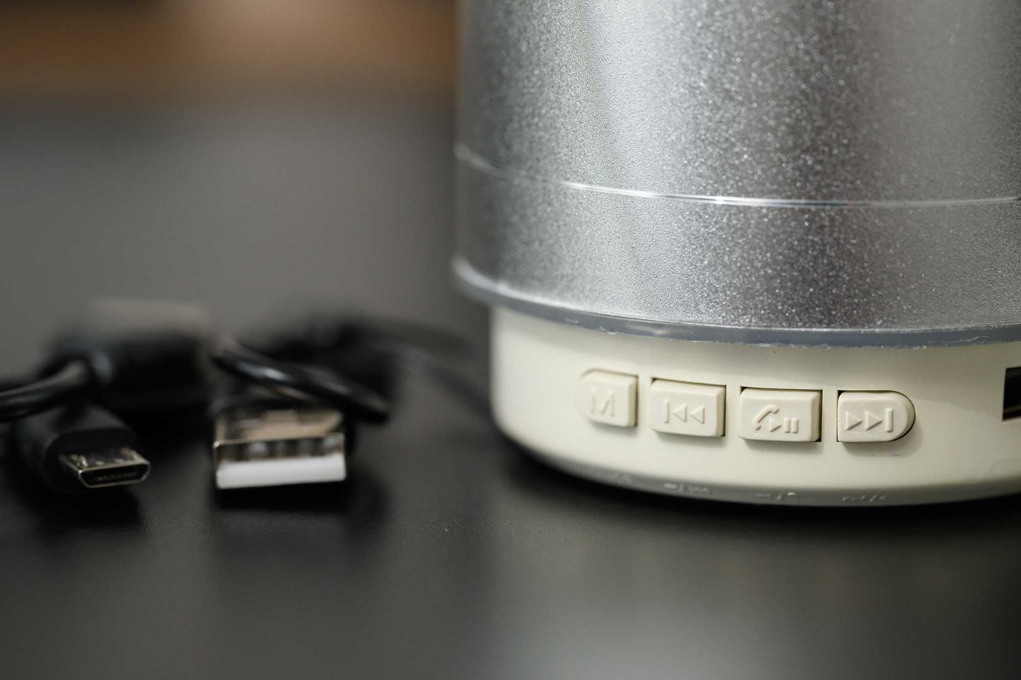 Колонка-міні Bluetooth з підсвічуванням,з підтримкою microSD, Чорна