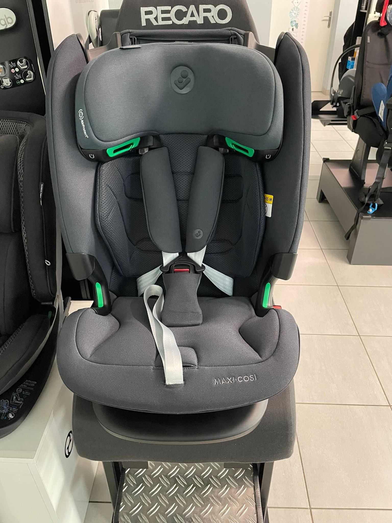 Fotelik Maxi-Cosi Titan Pro 2 I-Size Fotelik 75-150cm z Isofix