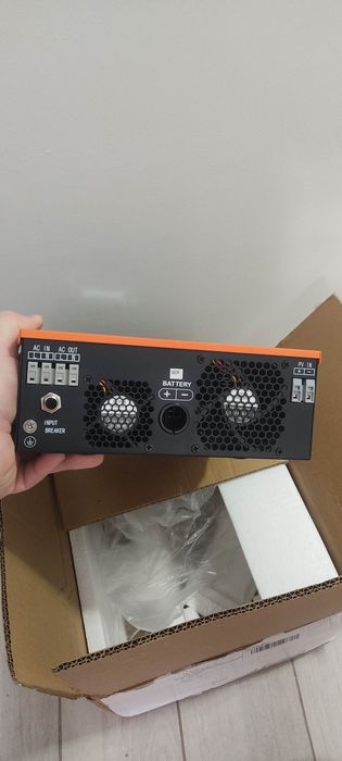 Гибридный инвертор 24 v на 3200 Watt и 4200Watt