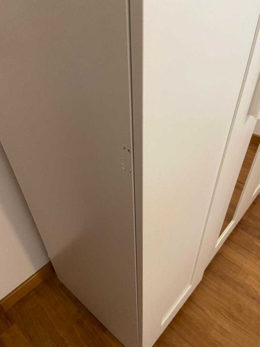 Roupeiro Ikea / BRIMNES