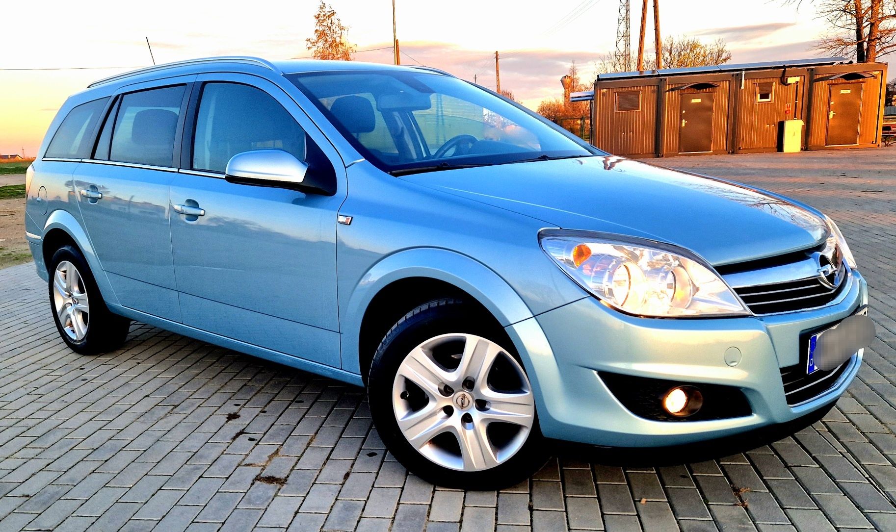 Opel Astra navi grzane fotele