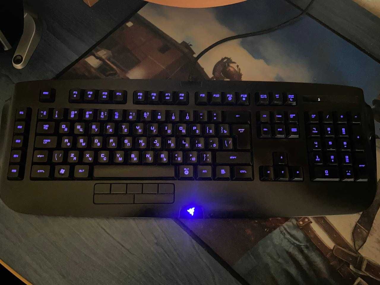 Продам игровую MMO-клавиатуру Razer Anansi