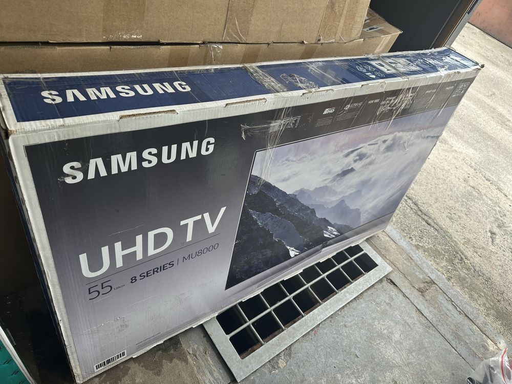 Samsung ue55mu8000u розбита матриця,на запчастини!