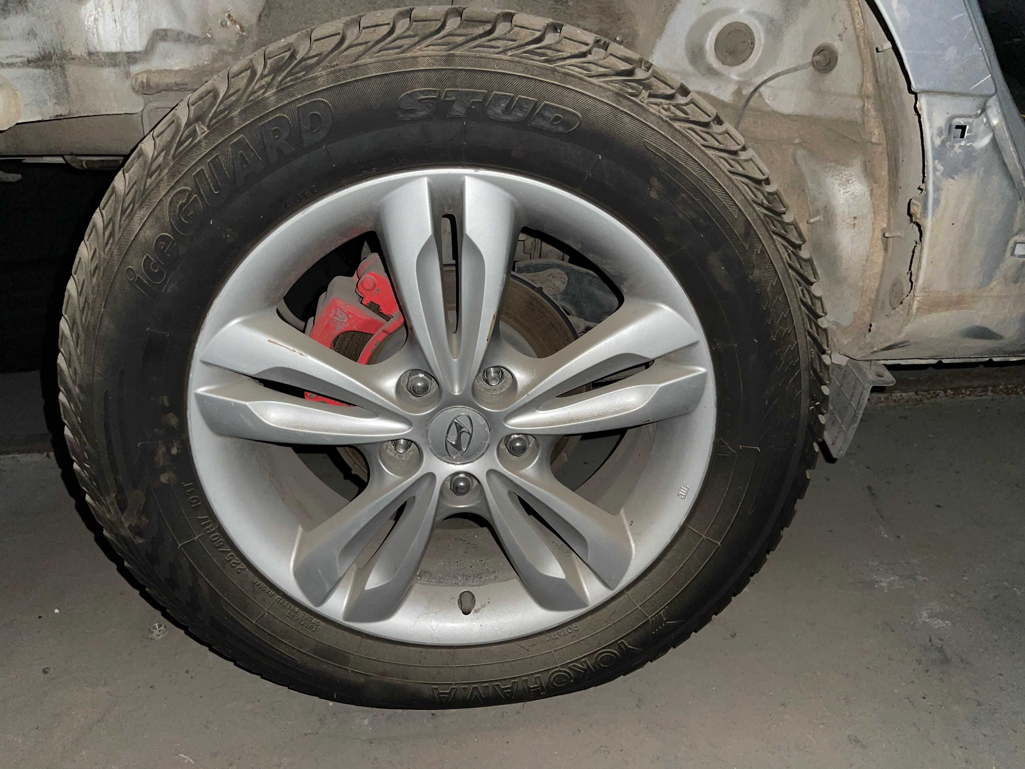 Колеса в сборе Hyundai IX35 на зимней резине 225/60/R17