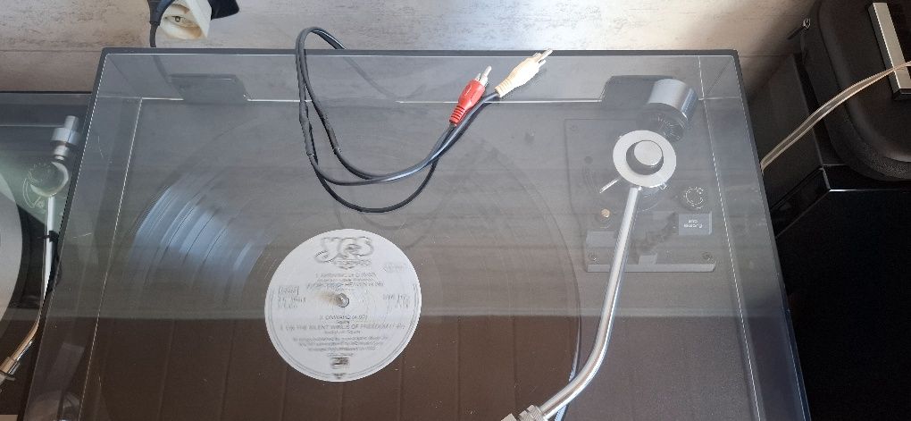 Gramofon Saba PSP 350.
