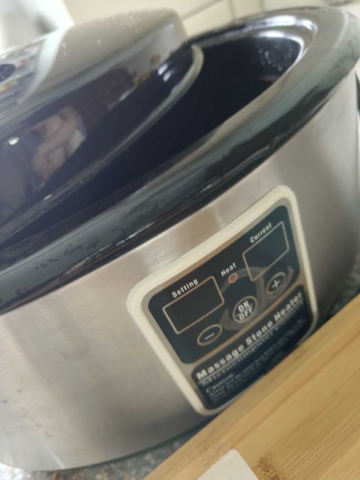 Kamienie bazaltowe 64szt do masażu + podgrzewacz