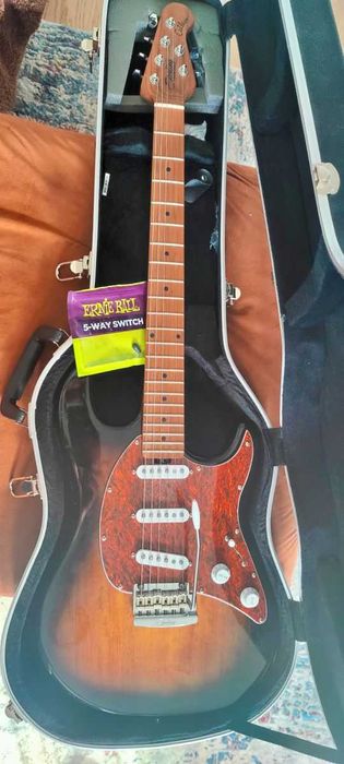 Sterling  by Music Man CT50SSS