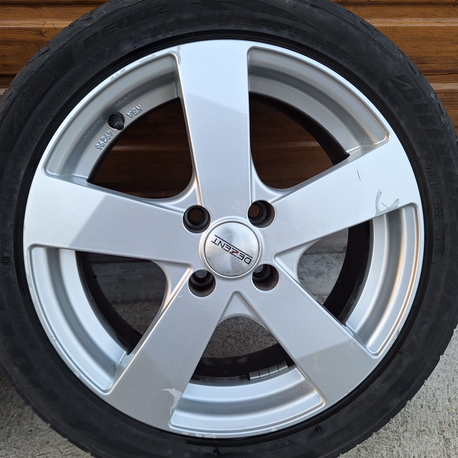 Felgi 16 Dezent 4×100 Opony 205 45 R16