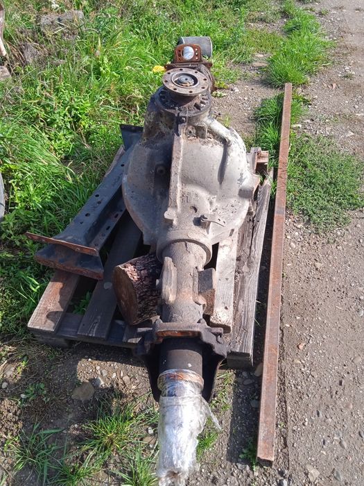 Продаю міст від мерседес 1320/1317.