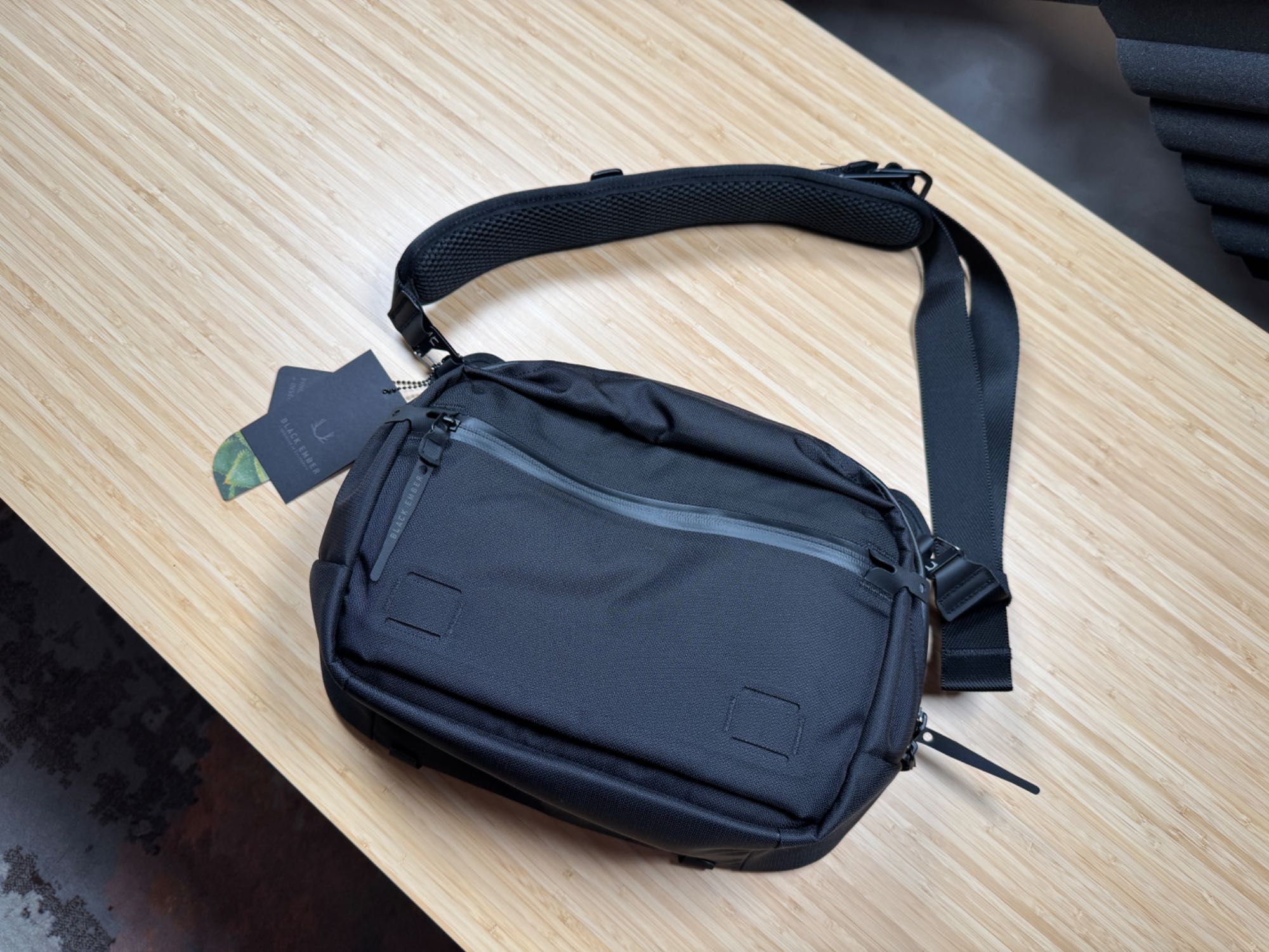 Torba Black Ember Grip Sling