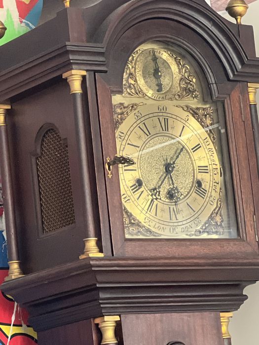 Vendo Relogio de corda em otimo estado .