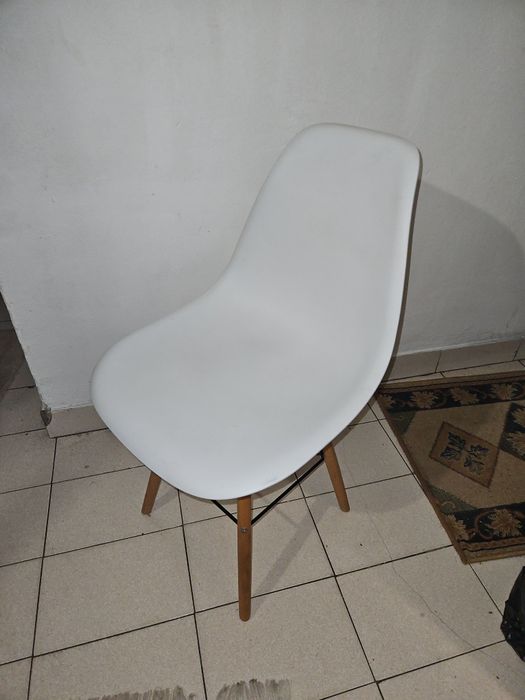 Cadeira de mesa.