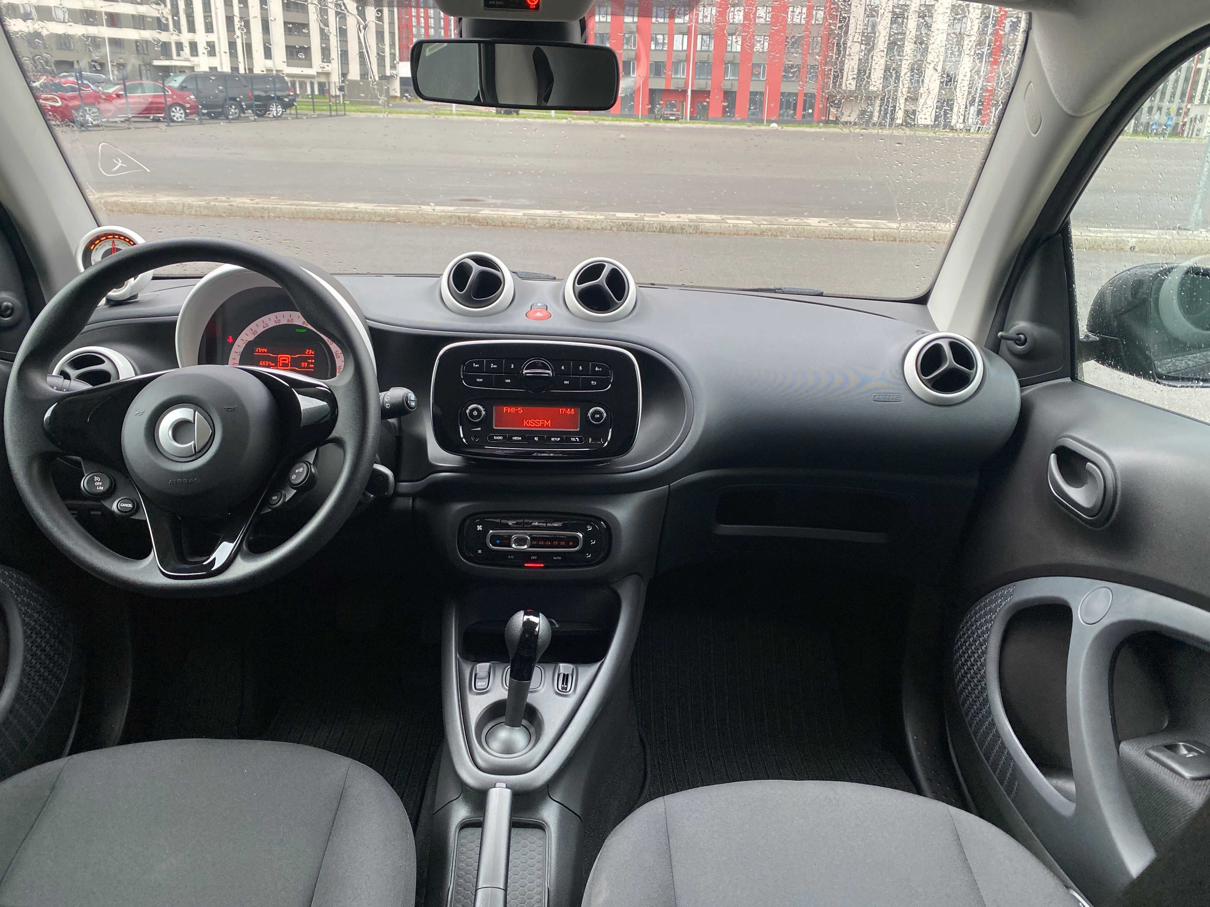 Электро Smart Fortwo 453 EQ 09/2020 черный