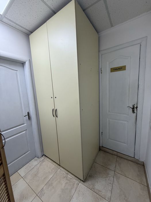 Тумба острівець для одягу