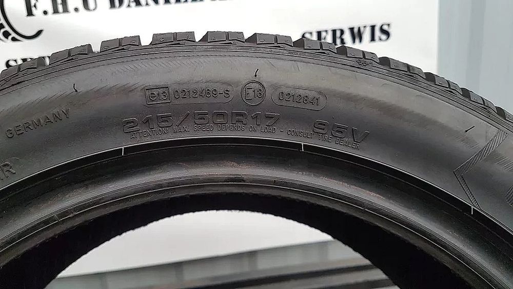 Goodyear UltraGrip 8/215/50/17 Nowa (903)