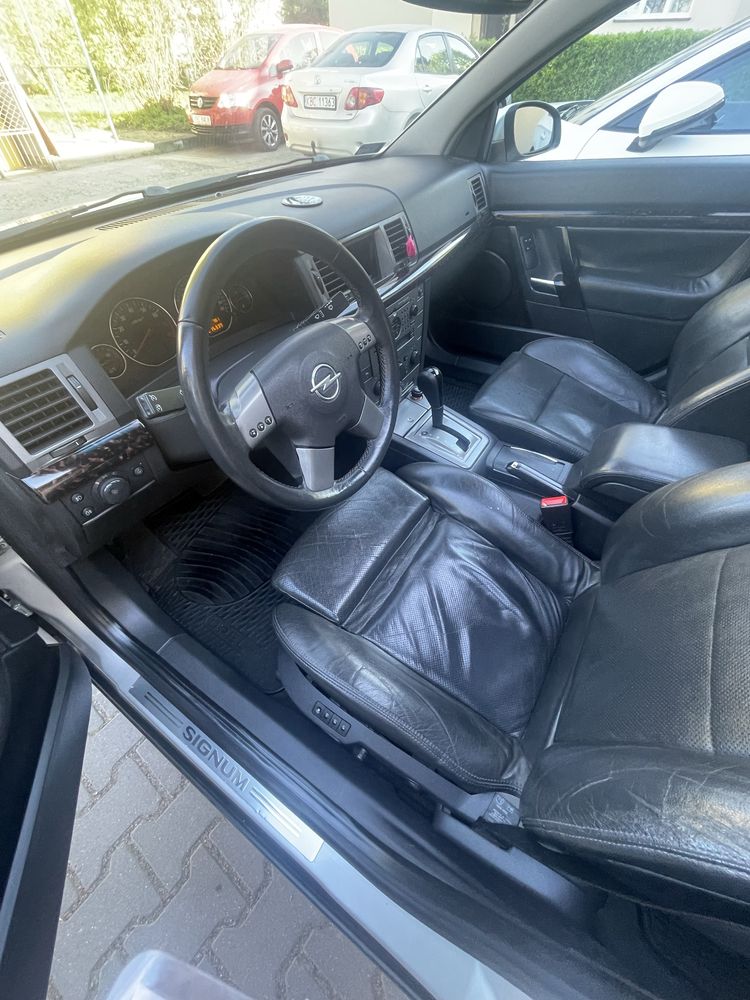 Opel Signum 3.2V6 w dobrym stanie