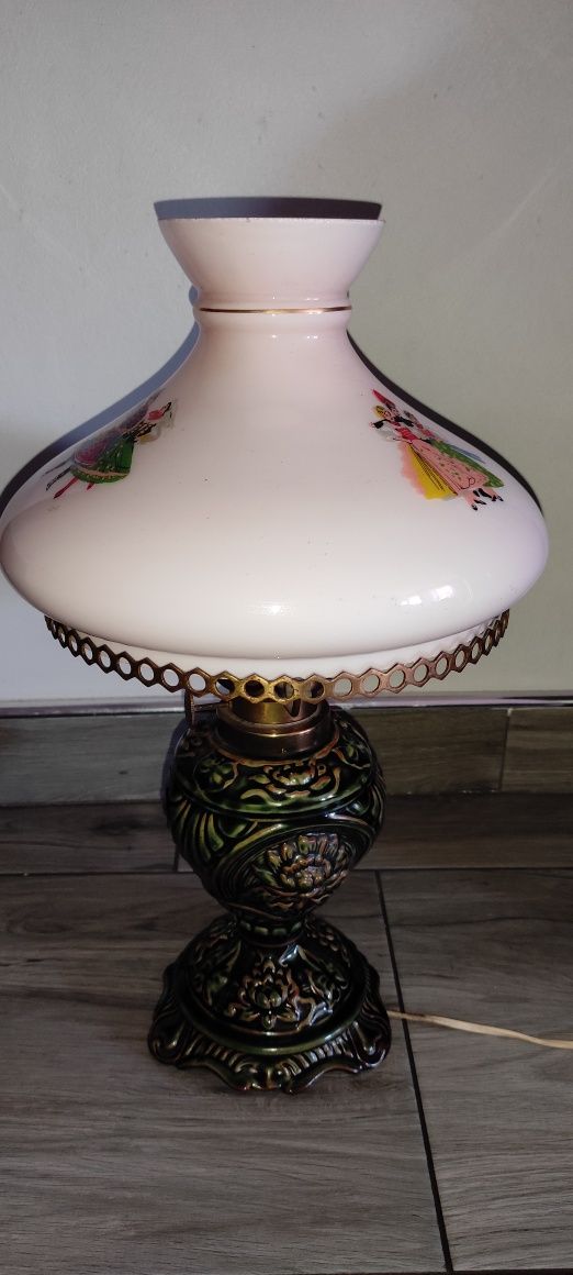 Stara lampa porcelanowa