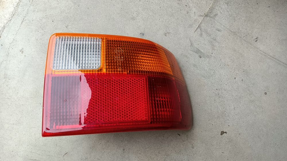 Farolim Opel Astra F direito 1995