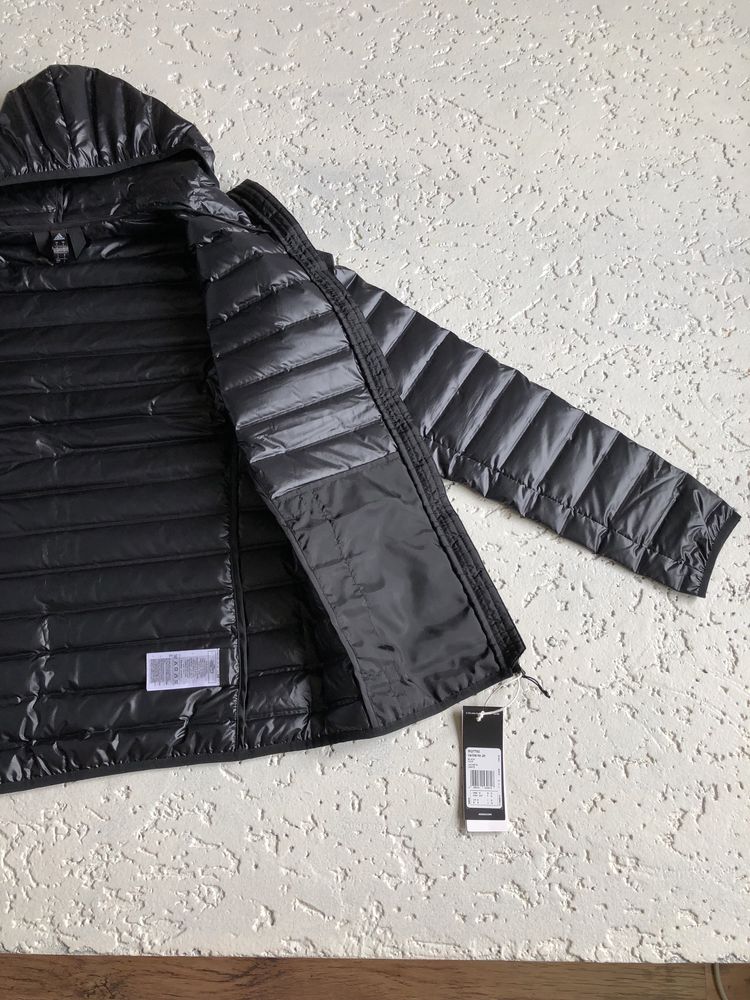 Куртка Adidas / НОВА, оригінал / S чорна